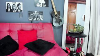 Carla_gsex webcam show 06-12-2023