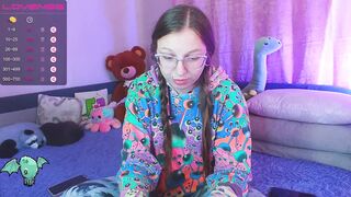 Holyweed420 12-Jun-23 Naked Cams