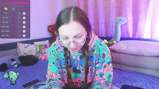 Holyweed420 12-Jun-23 Naked Cams