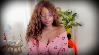Bellablakes18 18-Jun-2023 On Webcam