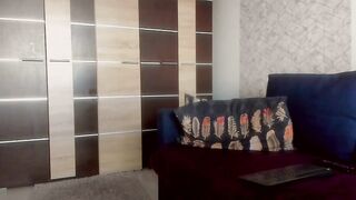 hotjennyfer4u naked chat - 19 June 2023