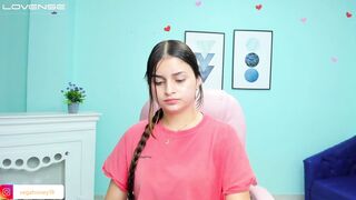 Gabriellahoney18 on webcam 29-Jun-2023