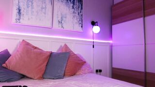 janie_snow cam chat - 07/04/2023