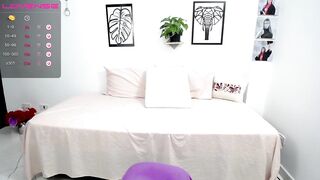 renata_salinas (07/27/2023) on live cam