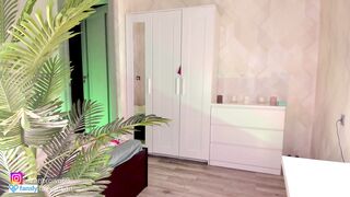 Fairysusan 09/04/2023 on webcam