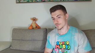Screenshot from eddieds's live webcam sex show video