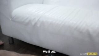 Amateur Babe Shows Skills At Casting