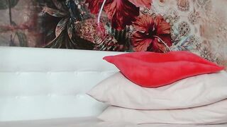 hoticecream69 porn cam chat 11-Dec-20