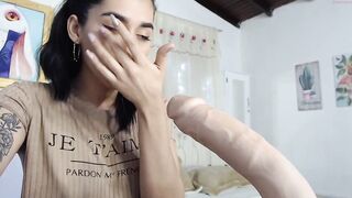 DOLL DEEPTHROAT DIRTY FAUX-COCK ON CHATURBATE