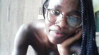 Lillycamgirl Free Porn Video 01/17/2021