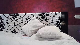 Kat_here fuck cam - 03-04-2021