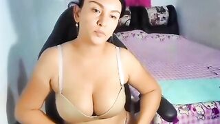 Sweetsquirtx23 chaturbate video - (03/24/2021)