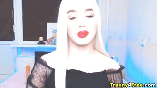 Wonder Shemale Small Tits Huge Cock