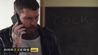 Brazzers - XXL Titty Cougar Stacey Saran Cucks Spouse With Neighbor