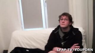 A 18ans Cette Petite Francaise Se Prend Des Doubles Penetrations