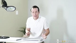 Stepma Keylani Lei Polishes Stepson's Willy